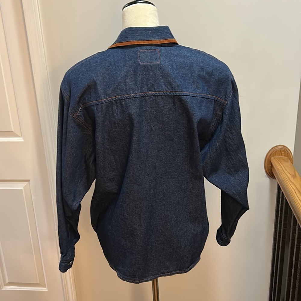Chaus Sport Vintage Denim Button-Up Shirt with Brown Trim - Picture 7 of 9